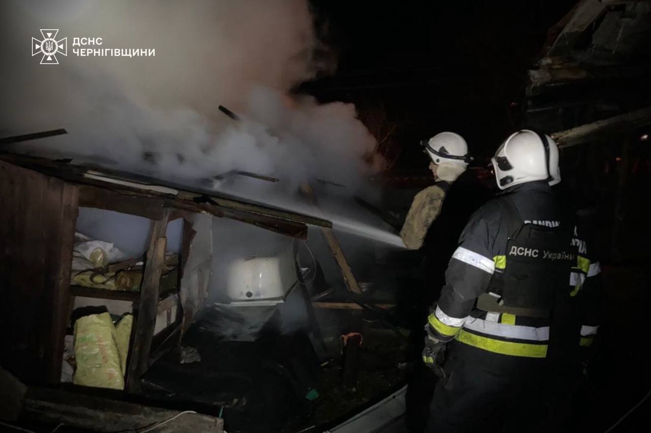 На Чернігівщині дві людини постраждали внаслідок російської атаки